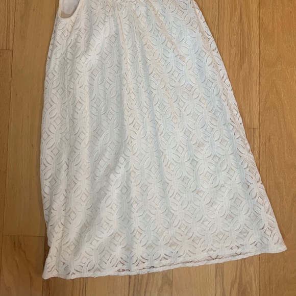 Cream Lace Dress - Picture 2 of 3